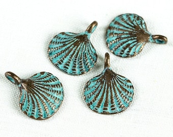 10%OFF, Scallop Shell Charms, Green Patina Verdigris, Greek Mykonos beads, Small Sea Charm, 15X18mm, 2/6/10pcs