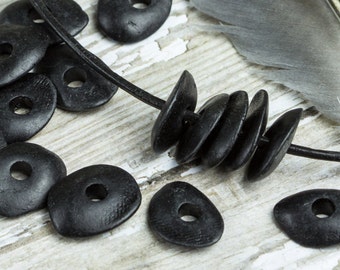 25%OFF 18mm Black Ceramic disc Beads, Mykonos beads, Greek Cornflake Matte Chips, jewelry making craft supplies DIY -10pcs