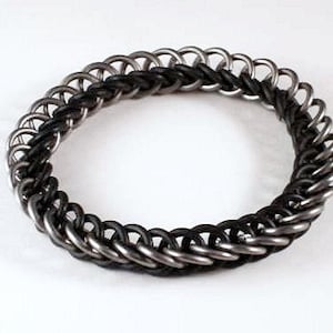 Stretchy Bracelet, TITANIUM and Rubber chainmaille rings, unisex chain mail jewelry, friendship unisex gifts for women for men dudes