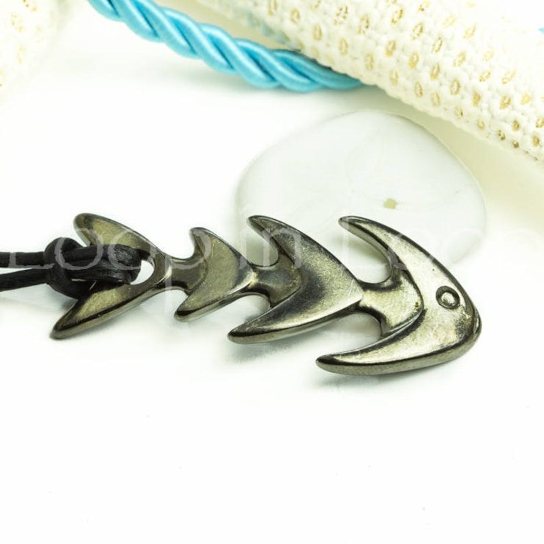 25/%OFF Fish Bone Hook Clasp Gun metal Half cuff Clasps Nautical pendant curvy Bracelet high quality European casting hypoallergenic P827 GM