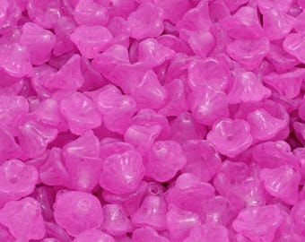 5 x 7 mm Tschechische Pressglas Glockenblumenperlen, 5 Punkt rustikale Glockenblume, Matt Durchscheinend Fuchsia Pink, zur Schmuckherstellung, 25 Stück