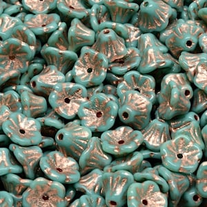 5x7mm Czech Pressed Glass Bell Flower Beads, 5 Point rustic Bellflower, Opaque Turquoise / copper wash, 25pcs