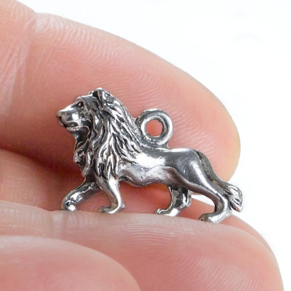 Double-sided Lion Charm Antiqued Sterling Silver Double-sided Lion Charm Antiqued Sterling Silver