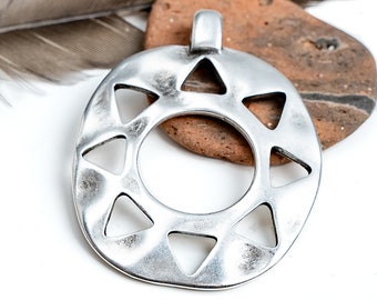 Colgante de sol grande, medallón con símbolo del sol, plata cepillada, colgante tribal focal, hecho en Europa, para hacer joyas, 40 mm, 1/5/10 piezas
