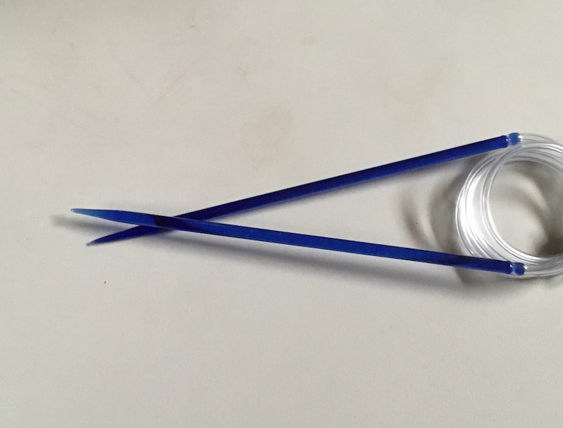 Glass Circular Knitting Needles in Cobalt Blue Colorway
