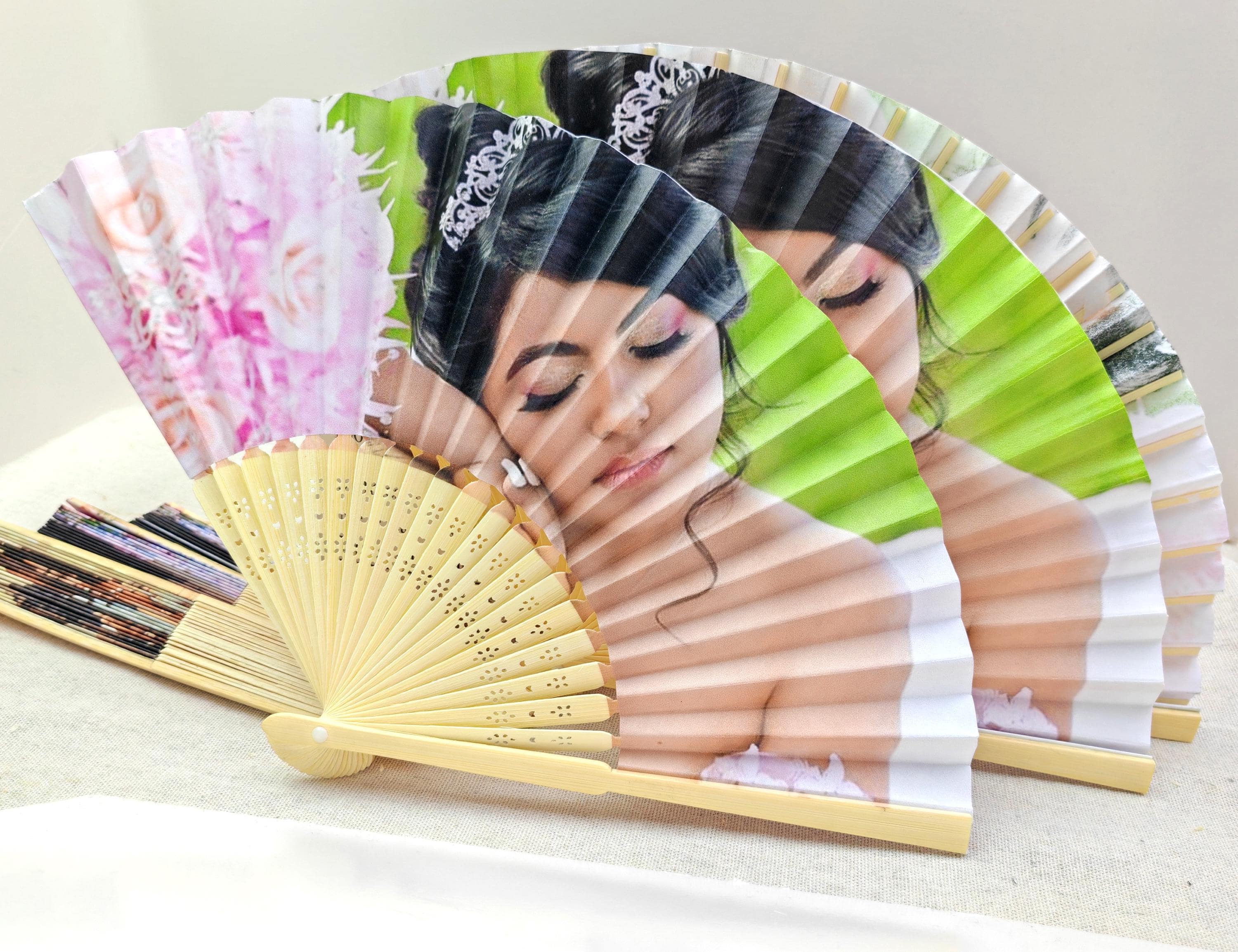Personalized Wedding Party Fan/Custom Wedding Fan Favors/Photo Wedding Folding Fans/Wedding Ceremony Fans for Guest/Quinceanera Photo Fans