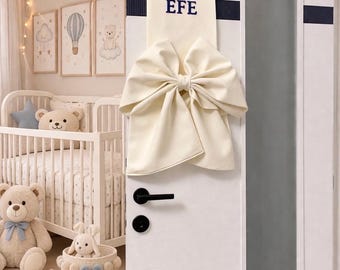 Personlig broderad dörrhängare för baby, anpassad namnskylt för barnrum, tygrosettdekoration