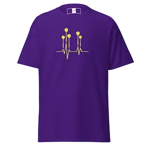 Bullseye Power – Dart T-Shirt for real champion throwers Classic unisex T-shirt with heartbeat