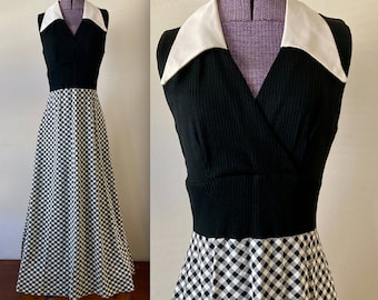 Vintage 1970s Gingham Wing Point Collar Maxi Dress - Medium