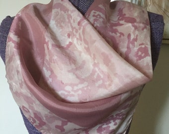 Foulard en soie vintage des années 1960 - Carré - Aquarelle florale lilas violet blanc