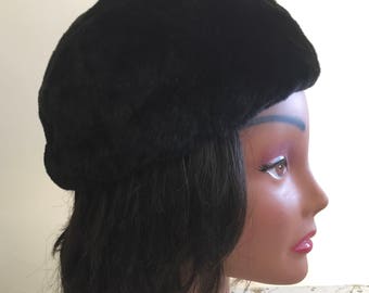 Vintage 1950s Black Genuine Mink Hat - Pillbox hat - Soft Fur Cap