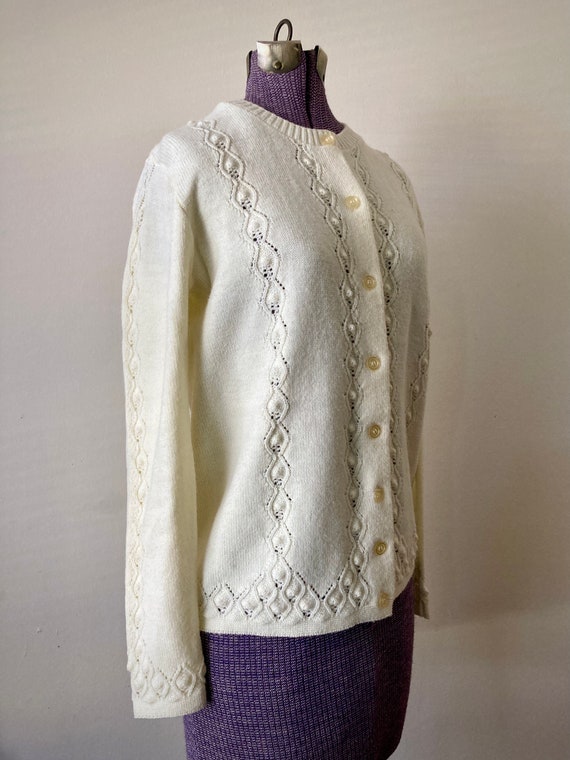 Vintage 1970s Pointelle White Knit Cardigan Sweat… - image 7