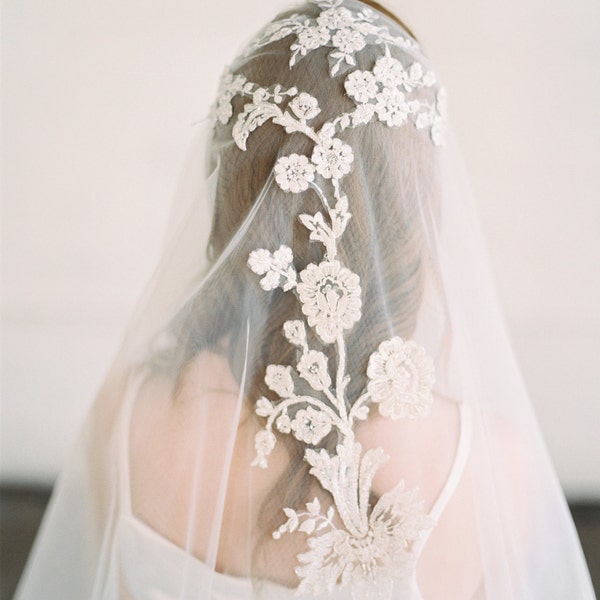 SAMPLE SALE, Juliet Cap Veil, 1920s Veil, Lace Veil, Vintage Veil, Alencon Lace, Ivory Veil,Cathedral Veil, Kate Moss Veil, Bella Veil