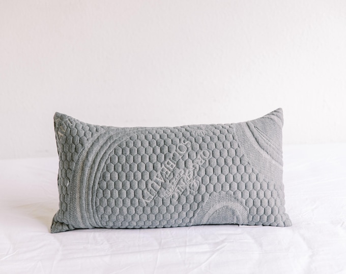 Mini Memory Foam Pillow: Organic Cotton Travel Pillow (11″ x 22″)