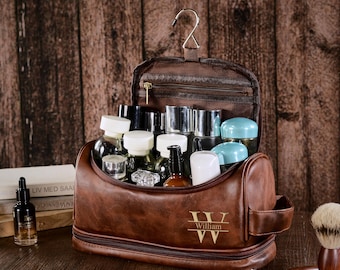 Personalized Men's Leather Toiletry Bag, Groomsmen Gifts, Groomsman Dopp Kit Gift, Anniversary Gift for Him, Unique Christmas Gift for Men