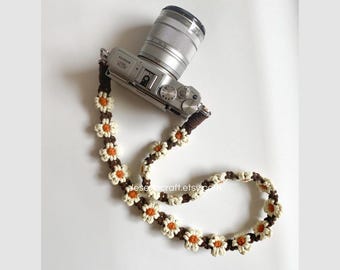 Floral Macrame Camera Strap: Crochet Daisy Flower Lanyard