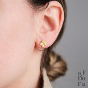 14K Gold Birth Flower Stud for Women&#39;s Gold Earring for Birthday Gift for Her Gold Stud Earring Jewelry for Birthday Gift for Mother&#39;s Day