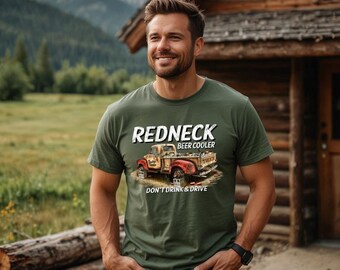 Camiseta unissex de gola redonda, modelo 5000, cor verde militar, da marca Gildan®.