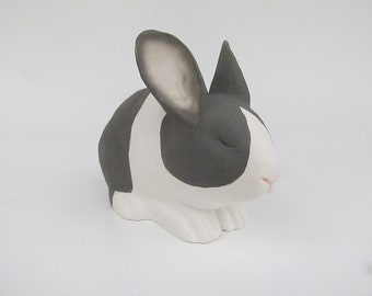 Dutch Rabbit Urn - Gray