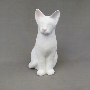 Sitting Cat Cremation Urn (WT SIT)