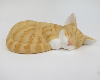 Tabby Cat Cremation Urn -  (MI)