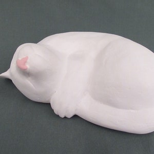 White Cat Cremation Urn (SU)