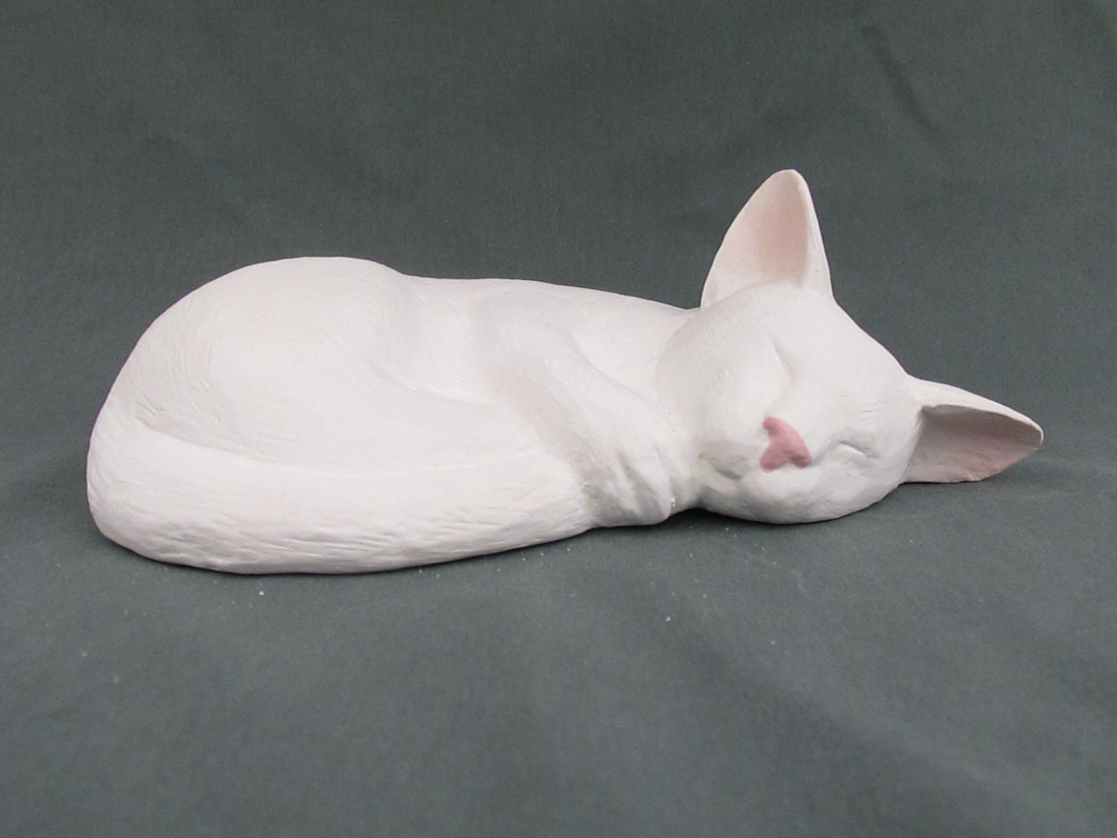White cat store urn