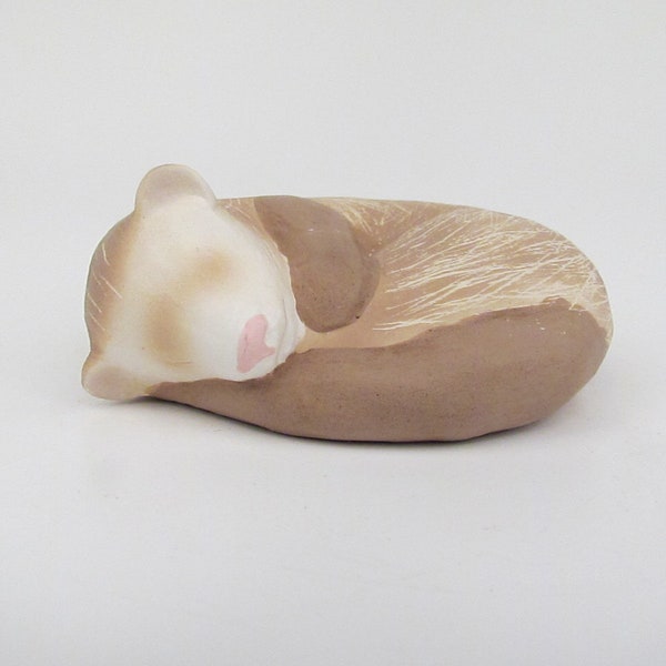 Ferret  Cremation Urn (O/LIGHT BROWN)