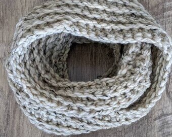 The Doble Cowl - Modern double loop cowl