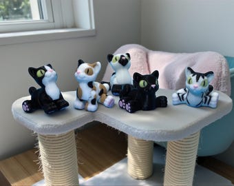 3D Printed Articulated Kitten Fidget Set | Mini Cat Desk Toy, Stress Relief, Pink Paws