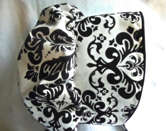 Damask Baby Bonnet Sunhat Black and White cotton sizes NB, 3,6,9,12.18.24 months, 2T, 3T