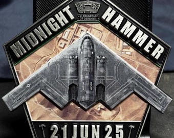 Moneda del desafío de la Operación Martillo de Medianoche en honor a Pete Hegseth, bombardero furtivo B-52 Bunker Buster B-2