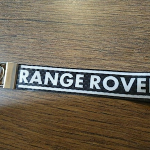 Range rover ! carbon fiber style jeep 4x4 offroad british farmer keyring key fob