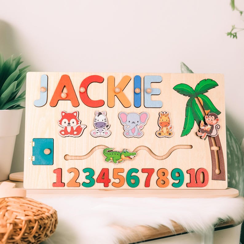 Custom Baby Name Puzzle, Personalized Kids Busy Board, Early Learning Puzzle, Birthday Gift for kids, Baby Room Decor, 1st Christmas Gifts.Ideal for birthdays, full-moon celebrations, holidays, or baby parties. Optional gift wrapping, personalised engraving, and display stands combine practicality with sentimental value, also serving as nursery décor.