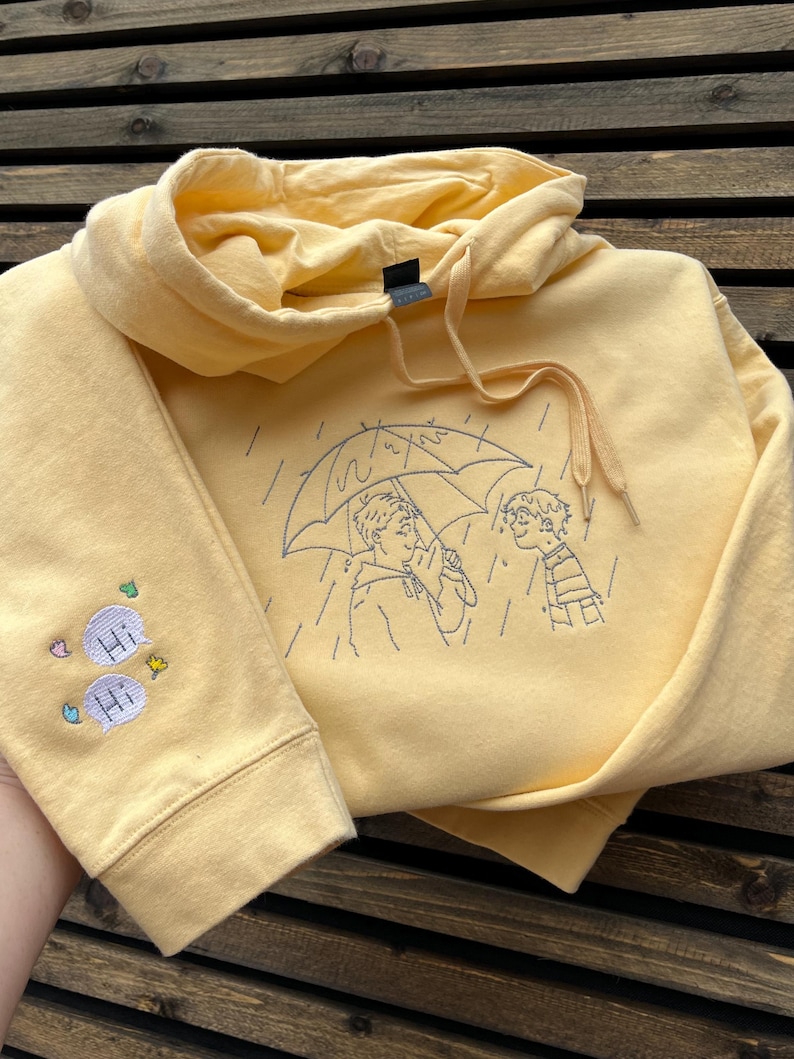 Heartstopper Embroidered Sweater - Jumper - Hoodie image 13