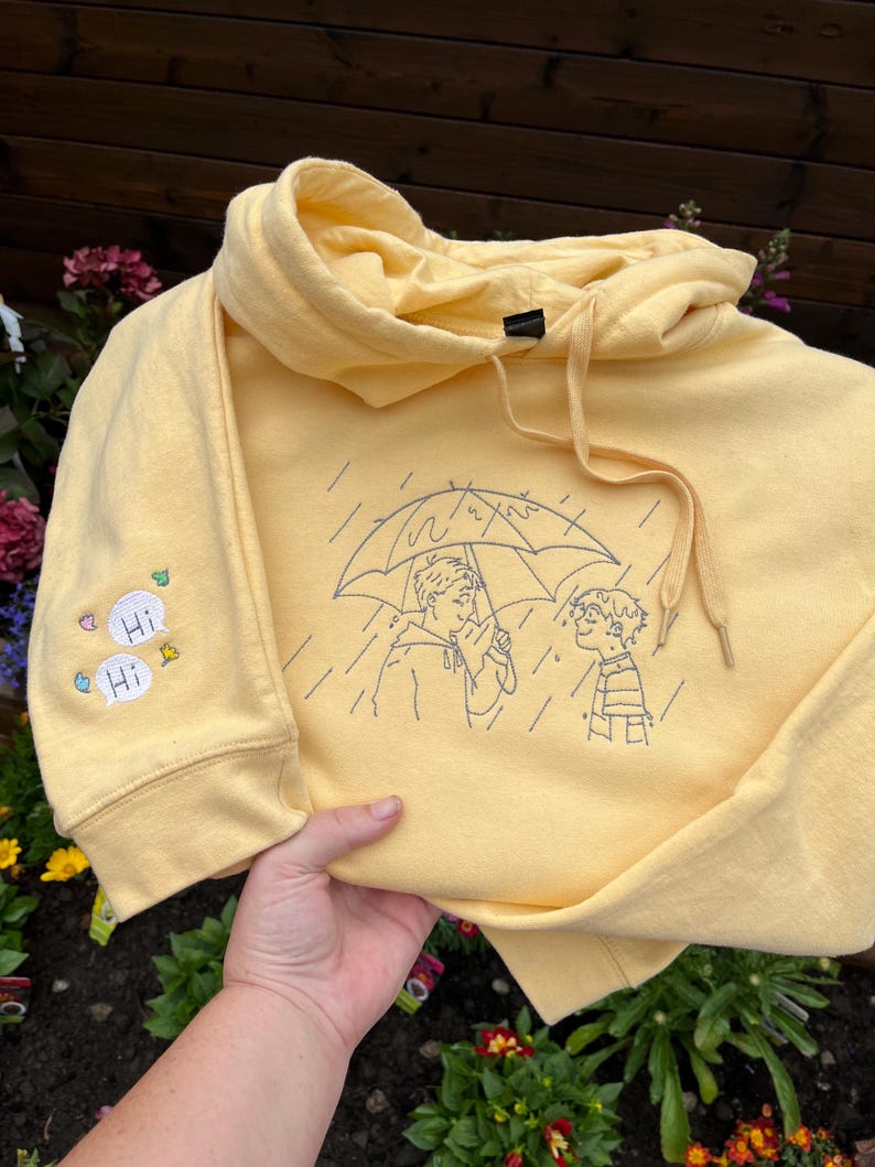 Heartstopper Embroidered Sweater - Jumper - Hoodie image 12