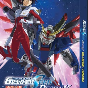 K&ouml;nnte beinhalten: DVD-H&uuml;lle mit Anime-Charakteren und einem riesigen Roboter. Das Cover zeigt eine Person in einem rot-wei&szlig;en Anzug und einen blauen, roten und wei&szlig;en Roboter. Der Titel "MOBILE SUIT GUNDAM SEED DESTINY" ist mit japanischem Text versehen. Das DVD-Set enth&auml;lt Vol. 1-50 und 4 Specials.