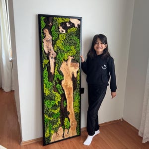Handcrafted Olive Wood & Preserved Moss Wall Art: Biophilic Decor