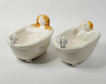 Vintage Fitz and Floyd Bathtub Soap Dish Set | 1975 Kitsch Bathroom Decor