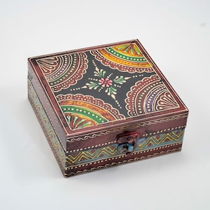 Hand-painted Solid wood Keepsake/Treasure Box with Colorful Mandala-Style Design