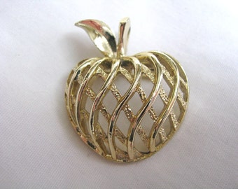 Gold tone dimensional apple pin brooch by Gerrys