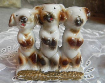 Vintage dogs, ceramic dog trio