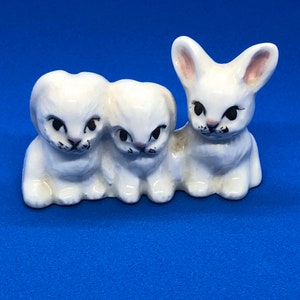 Vintage rabbits figurine, vintage easter decorations