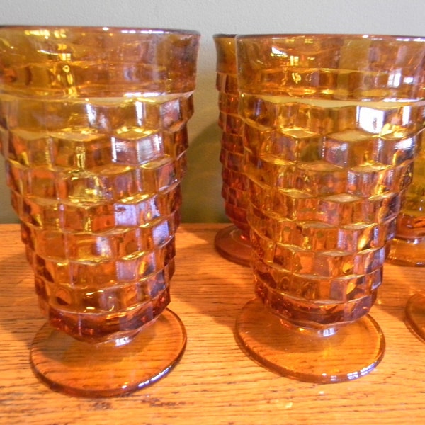 Wedding Table Setting Vintage Iced Tea in the Whitehall-Amber pattern by Colony set of 4