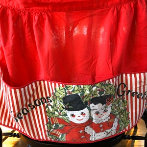 Vintage Retro Christmas Apron with pockets