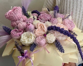 Lavender Scented Handmade Soy Wax Candle Bouquet  Floral Gift Set with Roses  Peonies