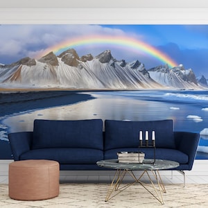 Carta da parati con arcobaleno sulle montagne artiche, murale con spiaggia di sabbia nera islandese, decorazione con riflesso della natura con ghiacciaio e cielo