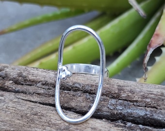 Oval Sterling Silver Ring: Handmade Minimalist Jewelry