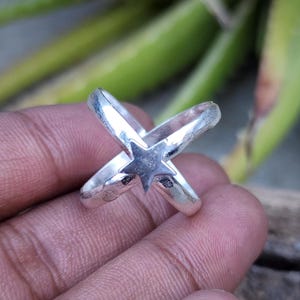 Sterling Silver Star Ring: Criss Cross Band, Minimalist Celestial Jewelry