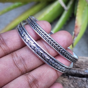 Conjunto de 2 pulseiras de prata esterlina 925 oxidada | Pulseira com design de folha | Joias Boho | Pulseiras tradicionais | Presente para ela